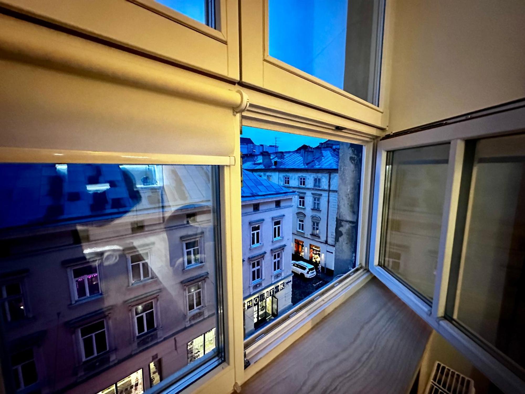 Hotel Gallery 21 Lviv Exterior foto